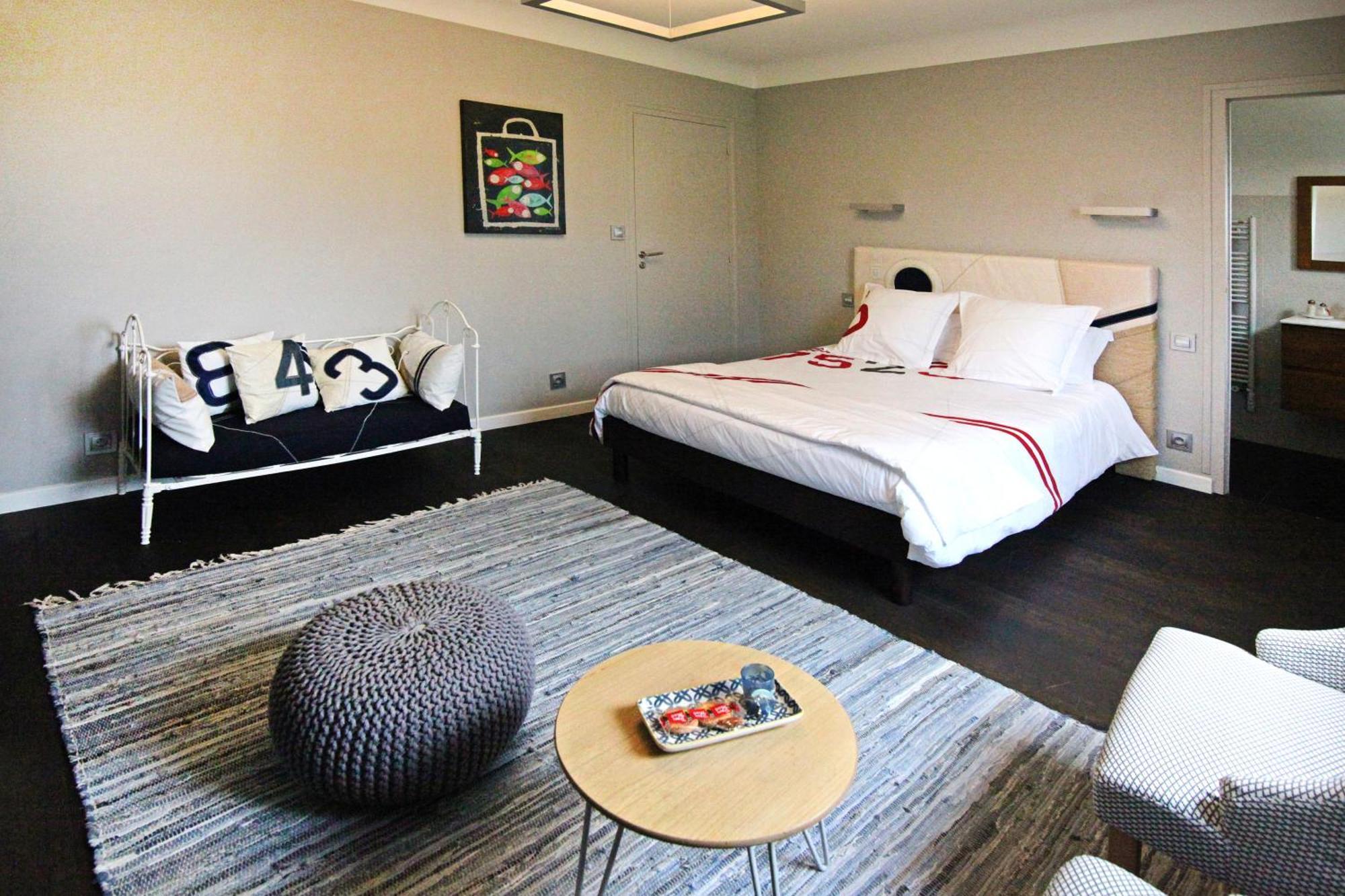Bed and Breakfast Un Moment A La Campagne Pleuven Екстер'єр фото