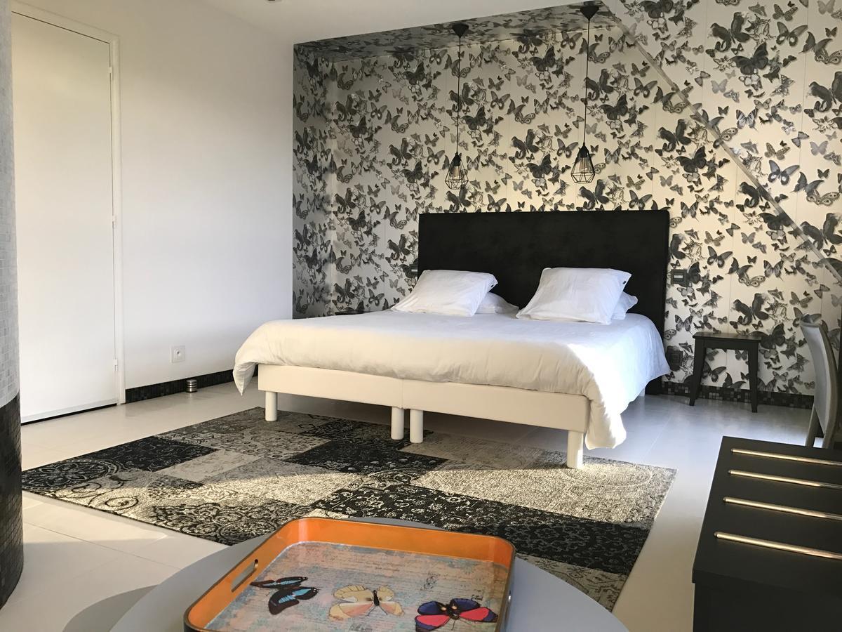 Bed and Breakfast Un Moment A La Campagne Pleuven Екстер'єр фото